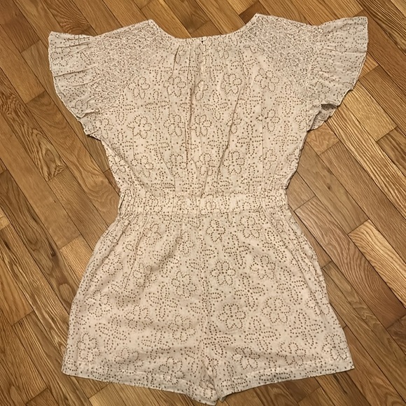 Cleobella Saga romper floral flutter sleeve tie belt jumpsuit in Geo blush Small - Picture 15 of 16